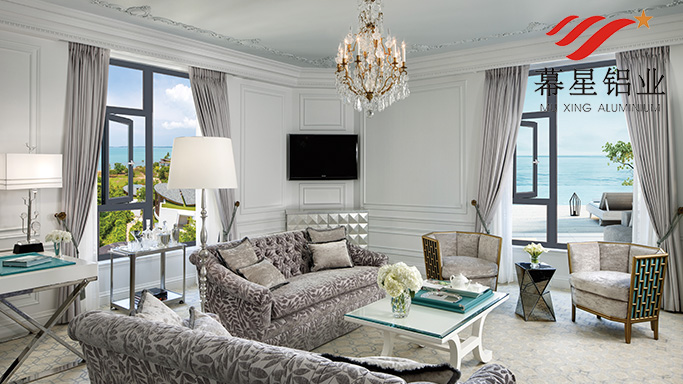 鋁合金門窗（chuāng）